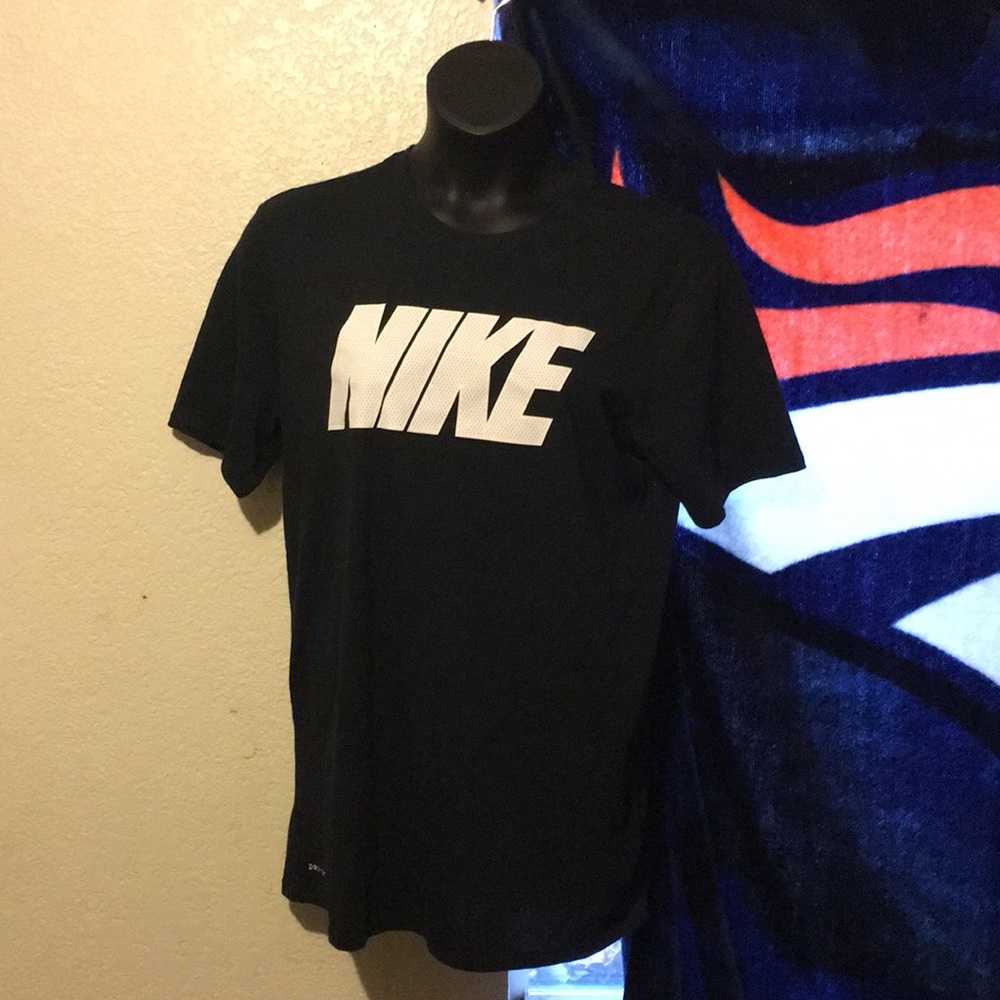 Nike Tee